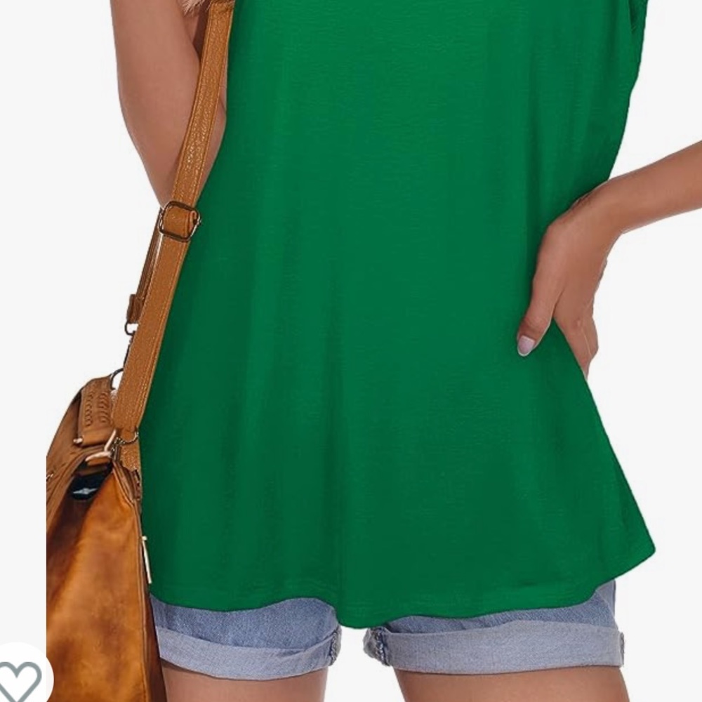 💚 OFEEFAN - Sleeveless Scoop Neck Loose Tunic Fit Tank 💚 - Picture 4 of 8